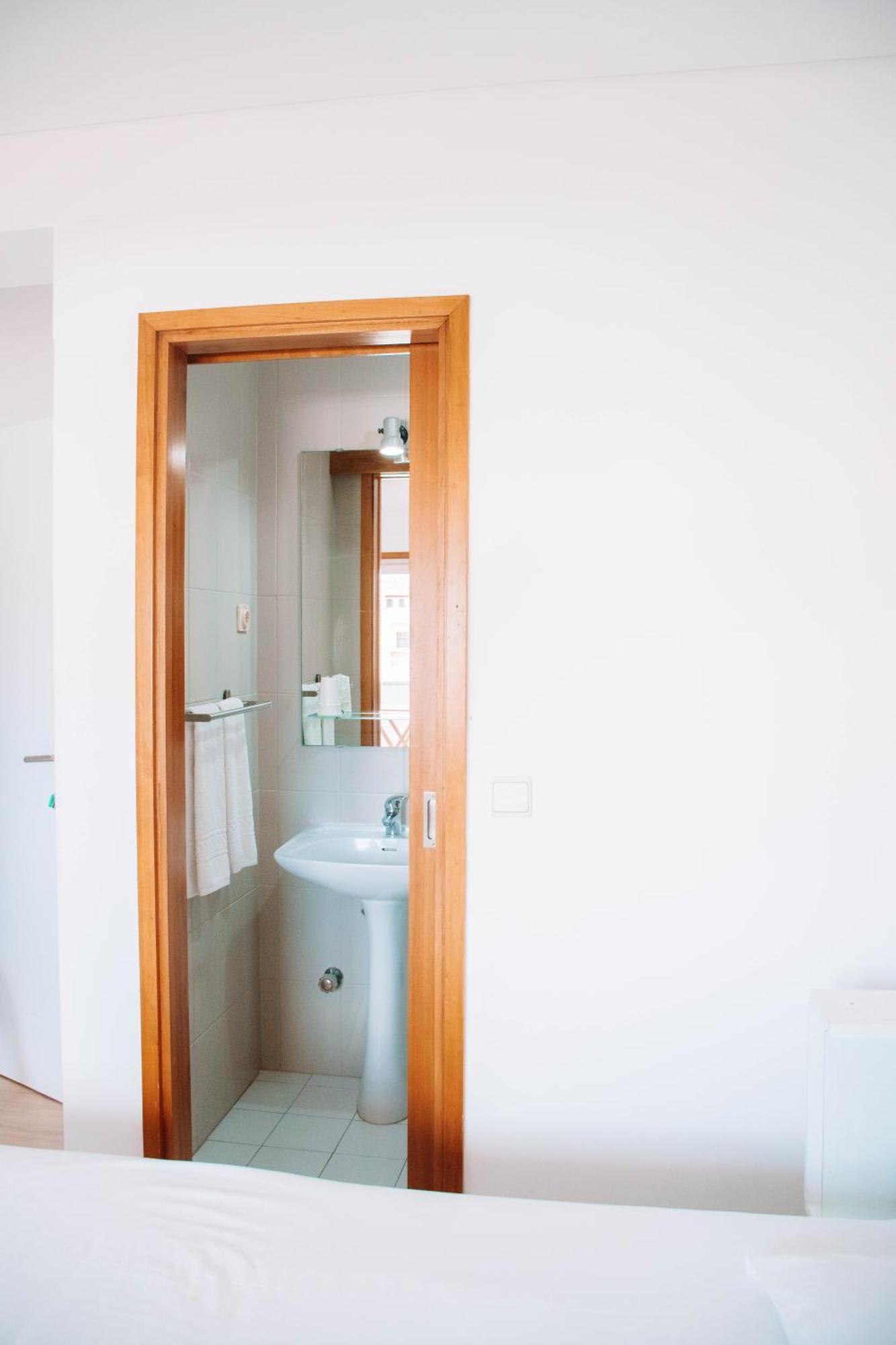 Arca Nova Guest House - Caminha Habitación foto